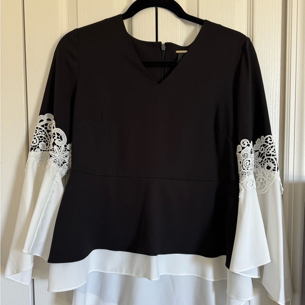 Chicos Black Label Elegant Black and White Lace Sleeve Women's Top
